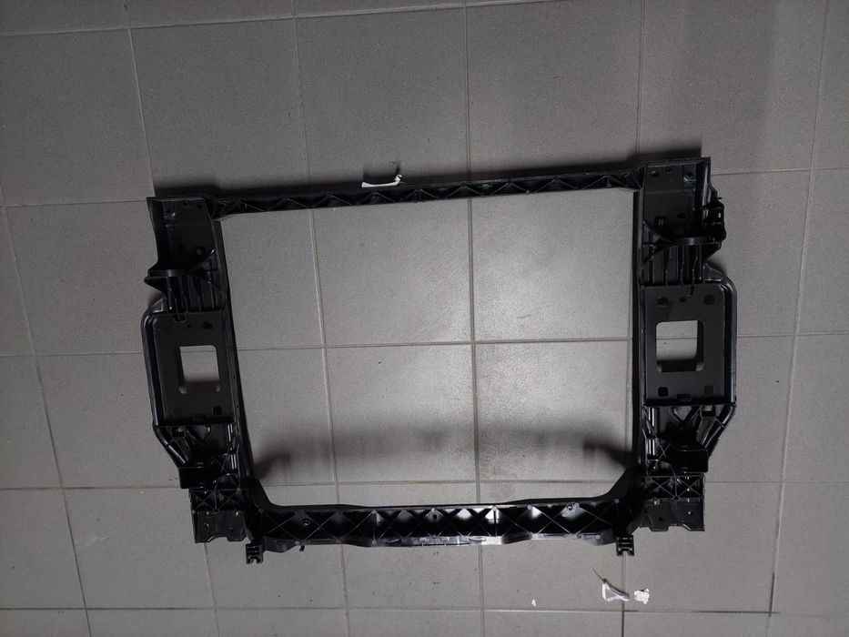 travessa da frente NOVA ORIGINAL AUDI Q8