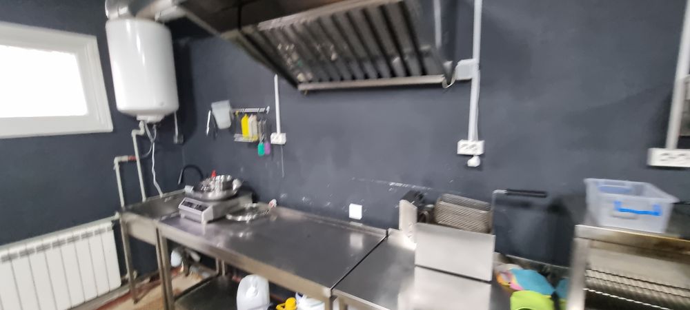 Морозилка холодильник оборудование для кафе