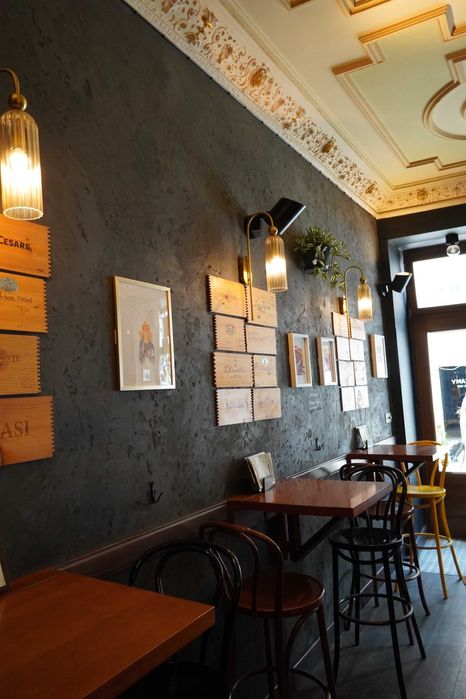 Urządzona restauracja włoska wraz z ogródkiem, przekazanie umowy najmu