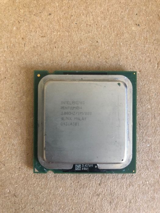 Intel Pentium 4 3.00 GHz64729607370753120