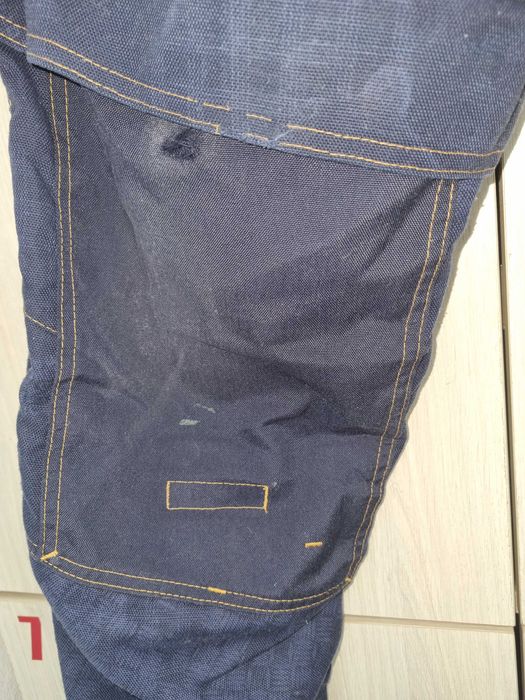 Робочі штани Mascot з

навісними кишенями,cordura