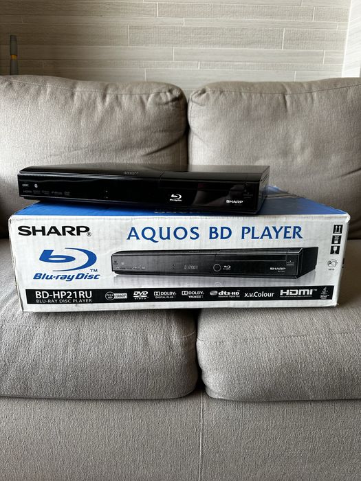 Blue-ray плеєр Sharp BD-HP21RU + 4 Blue-ray дисків
