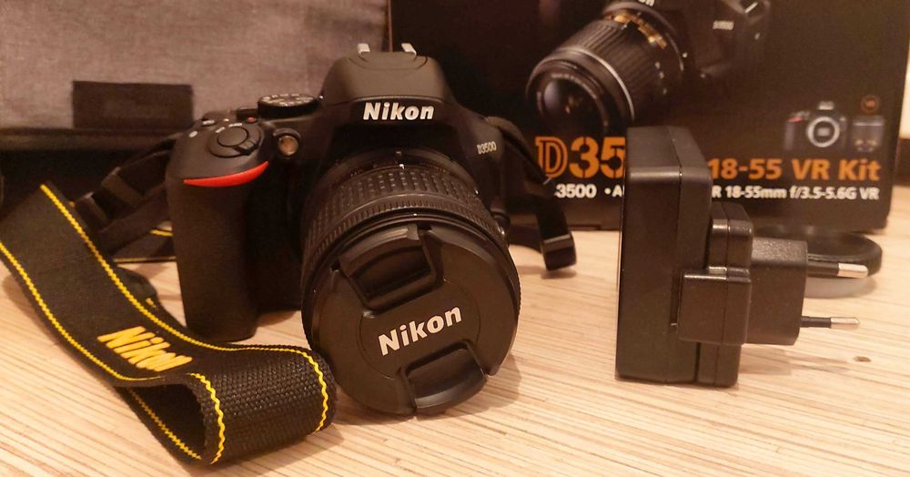 Aparat Nikon D3500 + statyw