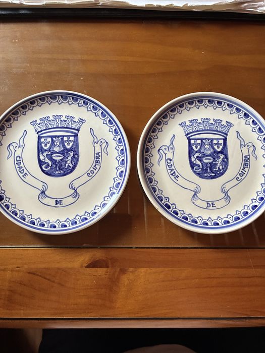 2 Pratos comemorativos 50 anos H. Sobral cid 1995