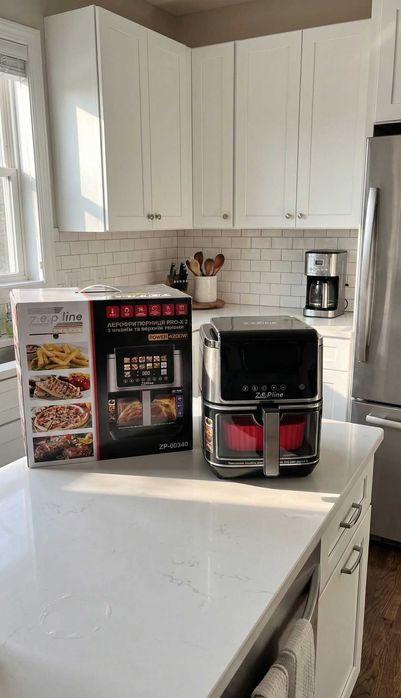 Продам аерофритюрниця аерогриль 13л 4200Watt з двома тенами сенсорна