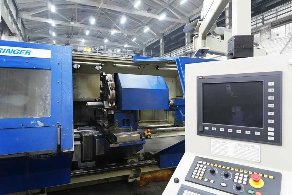 Токарний верстат з ЧПК / Токарный станок с ЧПУ  Boehringer VDF800