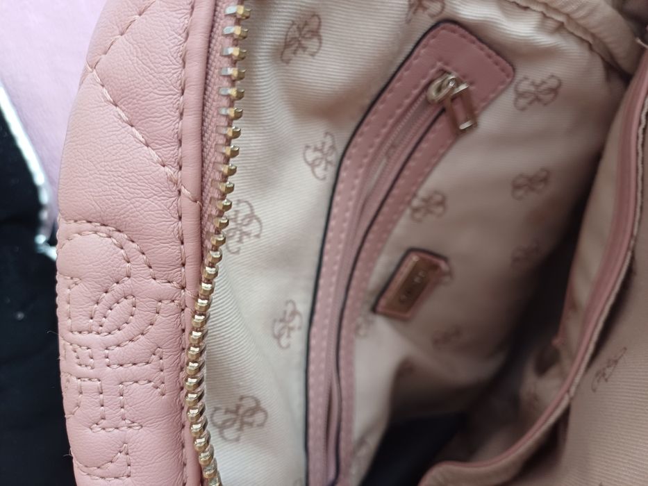 Plecak Guess pudrowy róż