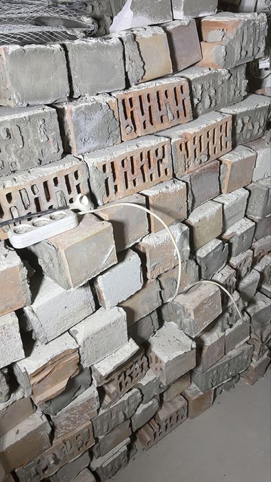 Віддам цеглу блоки