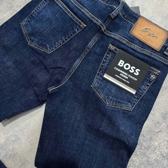 Сині чоловічі джинси HUGO BOSS