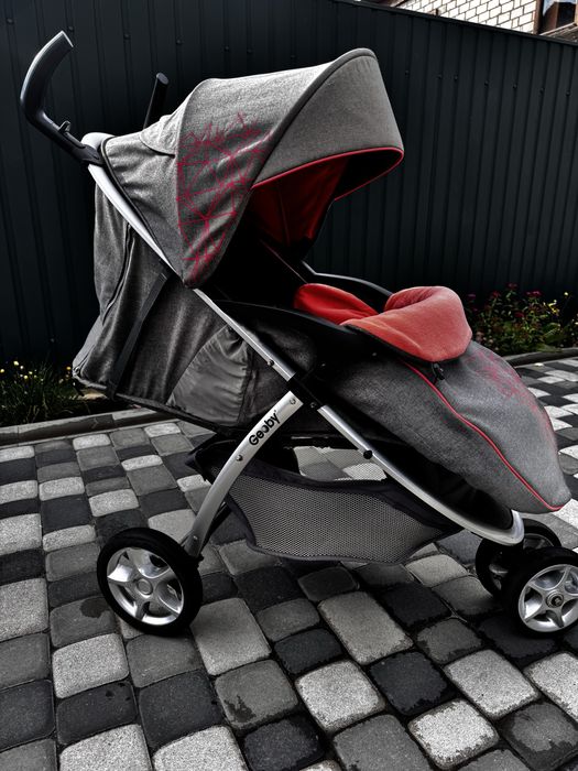 Продаю дитячу коляску Geoby C409M WGJC