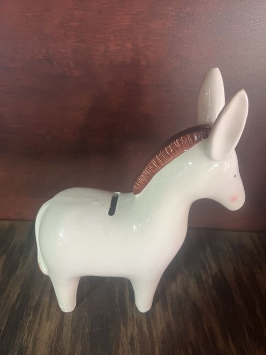 Mealheiro em louça