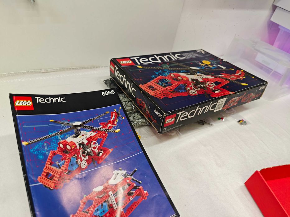 Lego Technic 8856 "Whirlwind Rescue"; 1991; [187]
