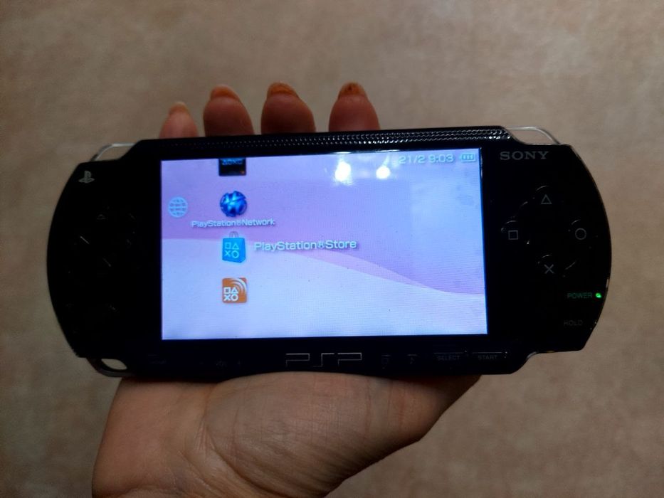 PSP 1000 2Gb в гарному стані,Sony Playstatation, зарядка, приставка