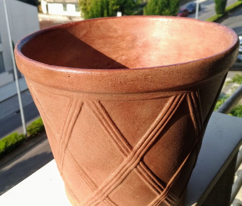 Vaso decorativo exclusivo e singelo