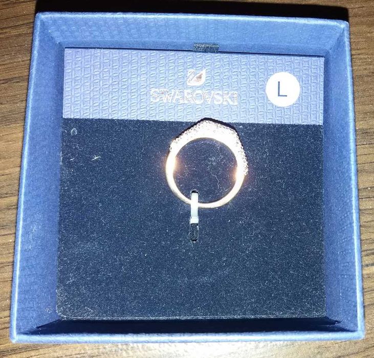 Swarovski Кольцо Розовое Золото с Кристаллами Сваровски. Колечко