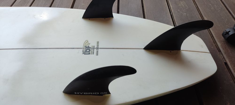 Ótima Prancha de Surf 6'8" pronta para surfar!