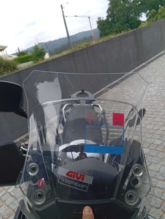 vendo briseira givi para vstrom 650