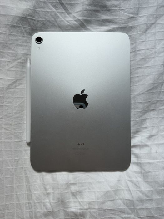 iPad Apple 10. generacji 64 GB + rysik + 2 etui | Stan idealny