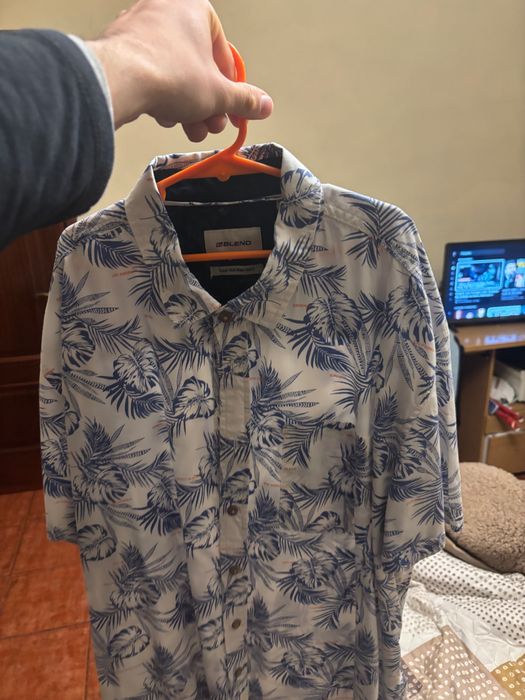 Camisa blend em bom estado
