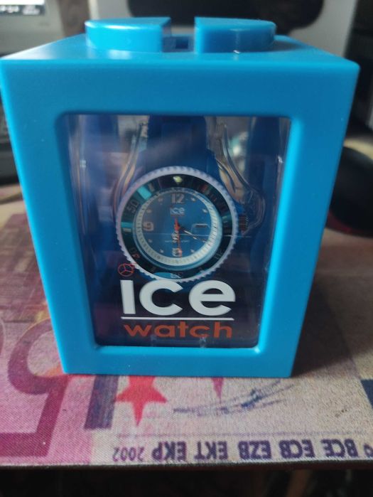 Часы кварцевые ICE Watch Бельгия вода 100 м. Оригинал.Новые.3 модели.