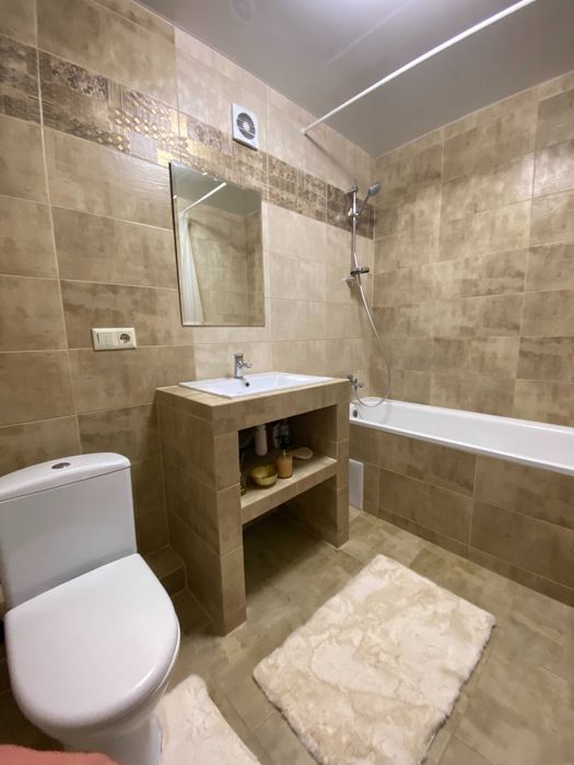 Центр. С. Крушельницької. Звітні документиВласник. Квартира подобово