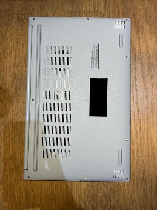 Asus VivoBook 15 M1502Y|15.6"FullHD|Ryzen 7-7730u|16Gb Ram|Ssd 512Gb|