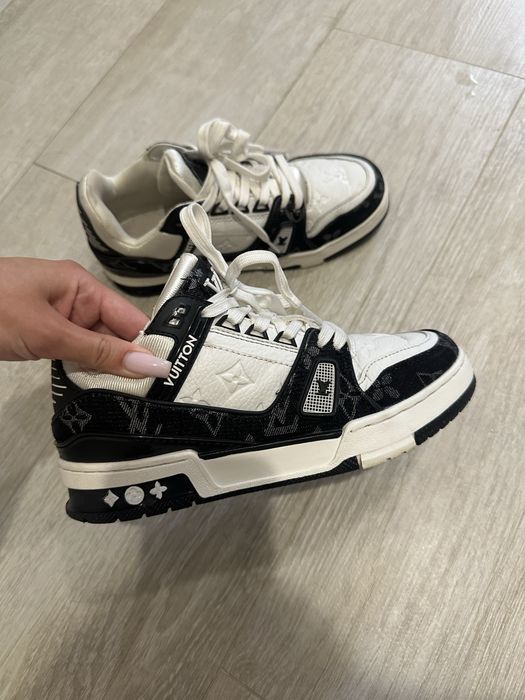 Красовки Louis Vuitton