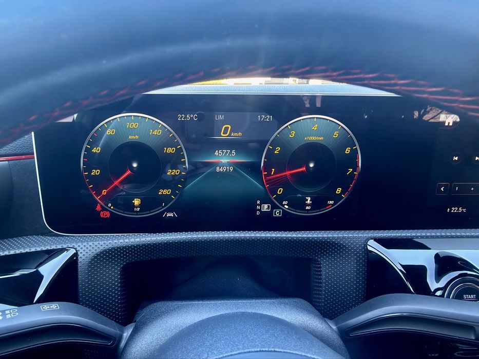 Mercedes Benz Class A 200i 7G-DCT AMG Line Advanced Plus