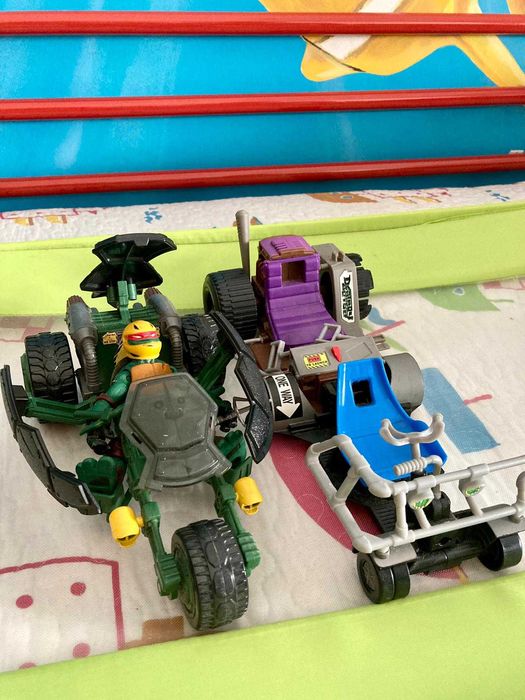 Vendo brinquedos das tartarugas ninja, stock completo ou por conjunto.