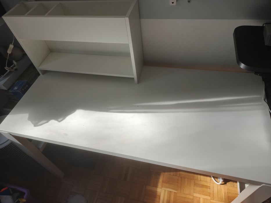 Biurko IKEA rosnące wraz z dzieckiem
