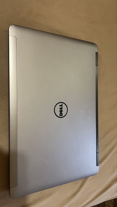 Продам ноутбук dell
