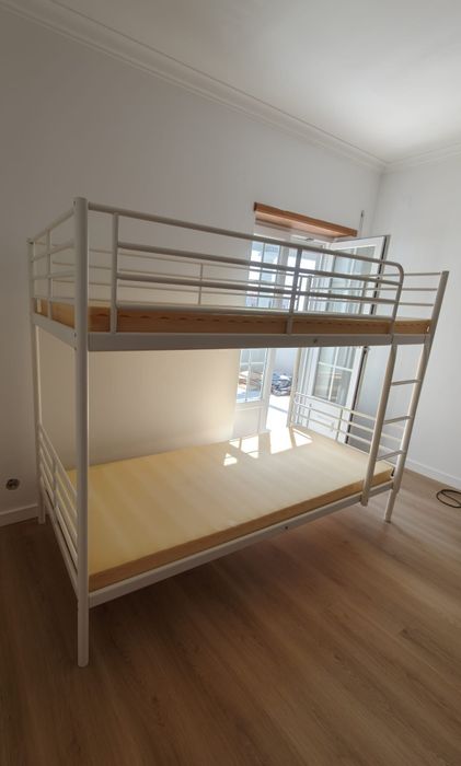Beliche IKEA em excelente estado