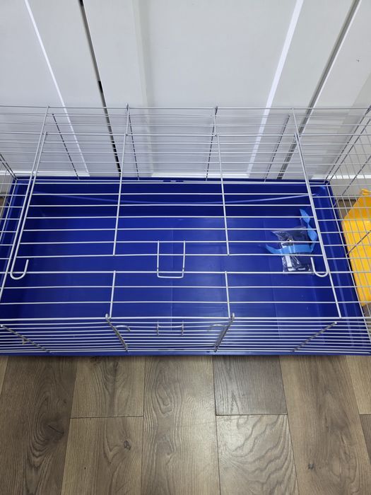 Skyline:  klatka dla królików i świnek morskich