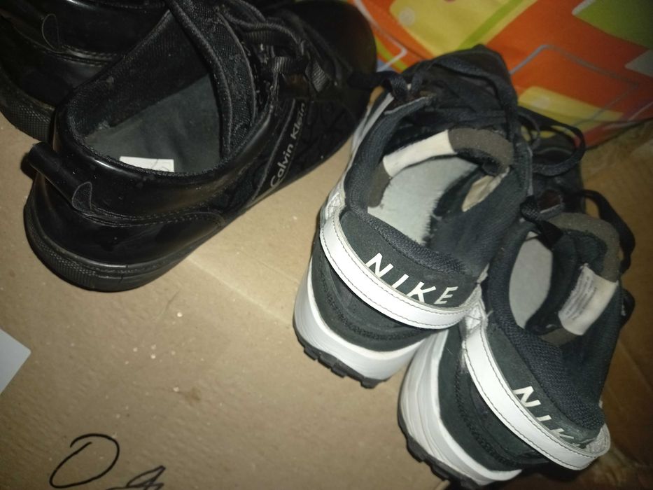 ДВЕ ПАРЫ кроссовок 41.5 размера б.у. но пригодны для работы