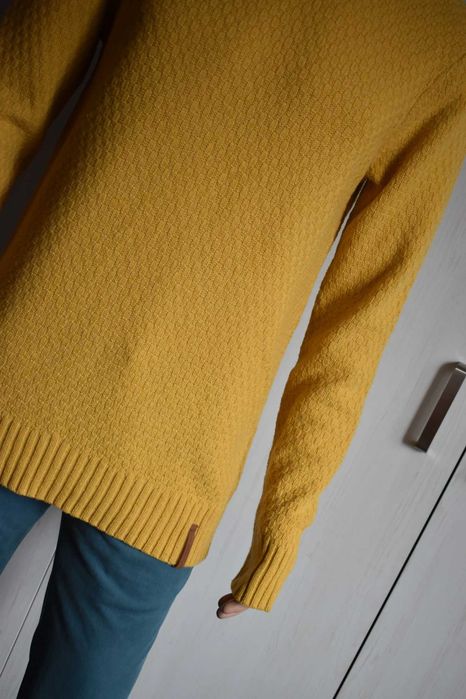 Sweter wełniany L wełna 80% ciepły Frederik Anderson wygodny elegancki