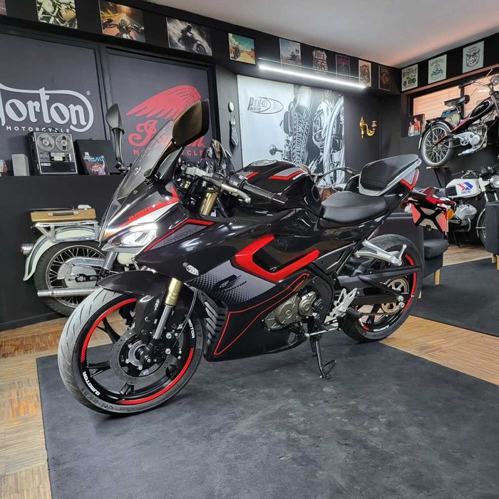 QJ MOTOR SRK 125 R ( OFERTA DE MATRÍCULA )