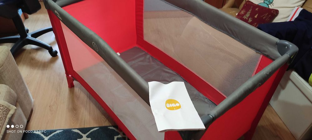 Cama de criança como nova