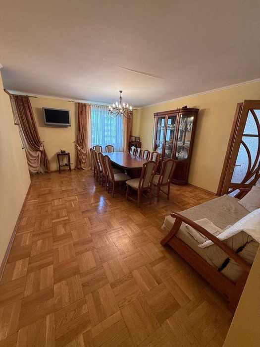 Продаж ЕКСКЛЮЗИВНОЇ дворівневої , 4к квартири, терміново!