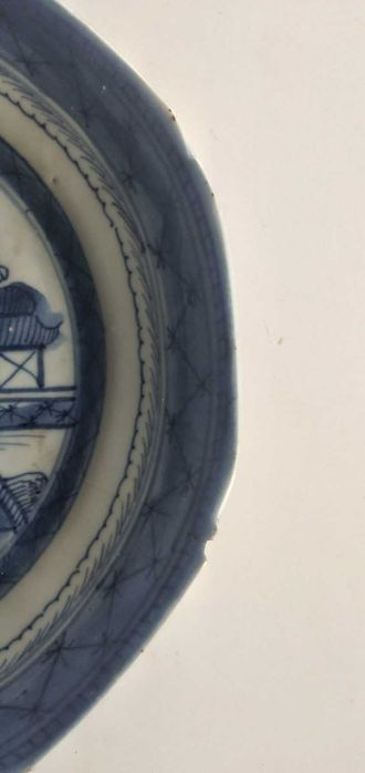 Prato Porcelana China Azul e Branco Período Jiaking (Séc.XVIII)