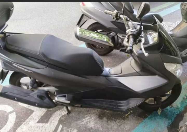 Honda PCX 2017 De Garagem