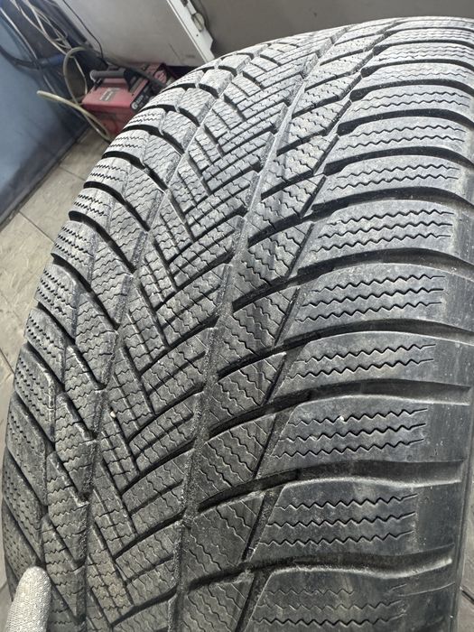 255 55 r18 Bridgestone
