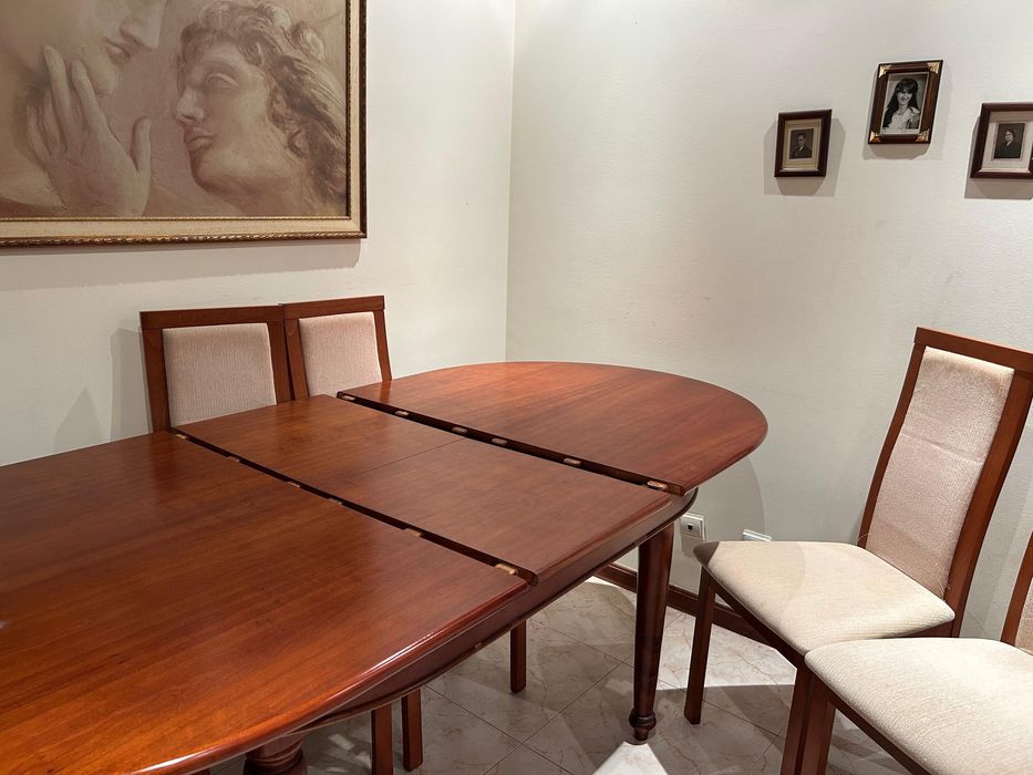 Mesa em Cerejeira Maciça + 4 cadeiras