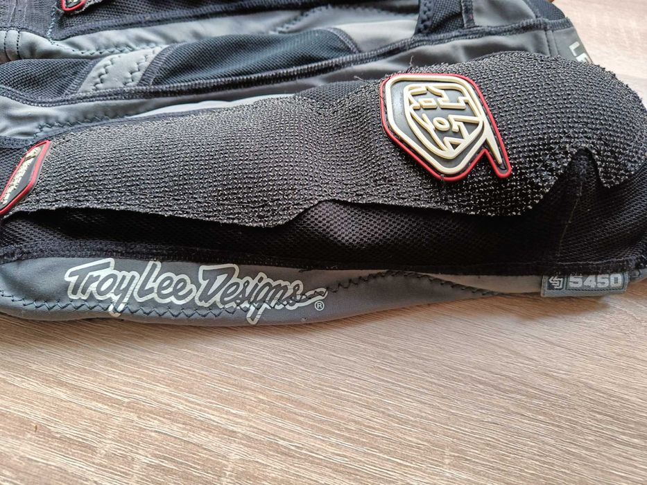 Защита ( вело , мото) колени/голень Troy Lee Design KGL5450