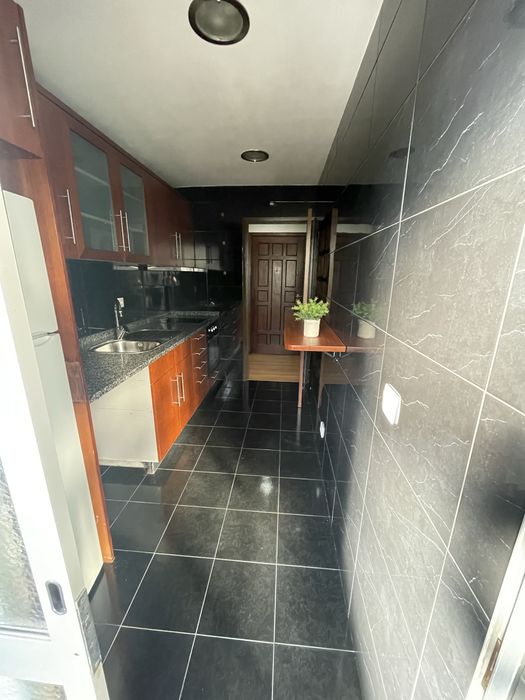 Alugo Quarto a estudantes