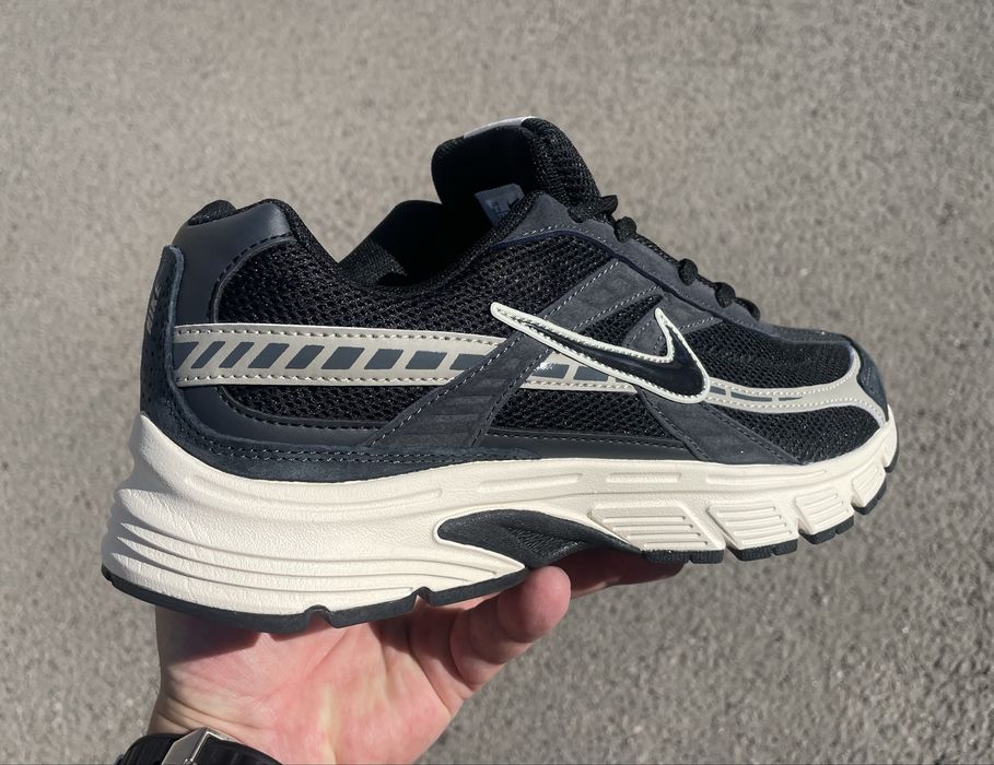 Кросівки Nike Initiator Black/ Durk blue 41-45