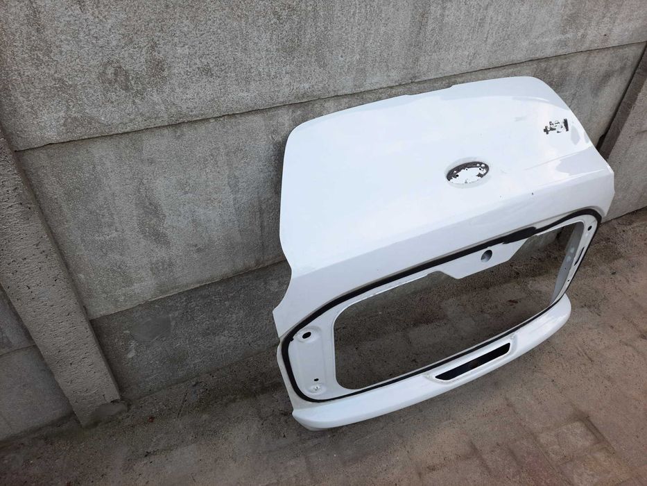 Ford KA + PLUS 16- klapa bagażnika tył oryginał