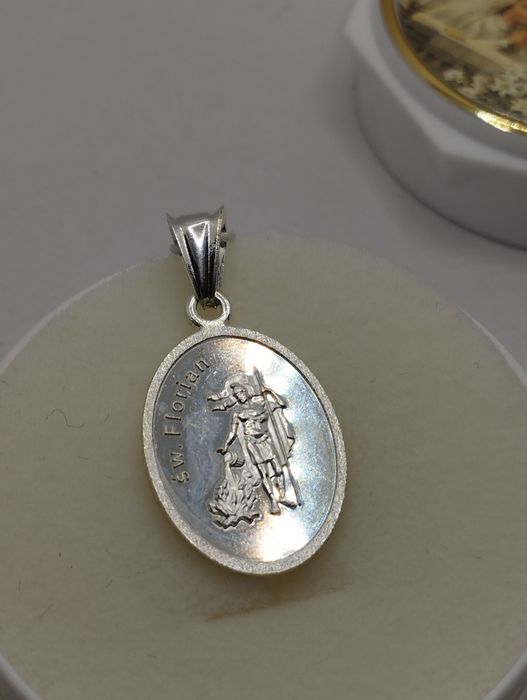 Srebrny medalik, św.Florian, próba 925