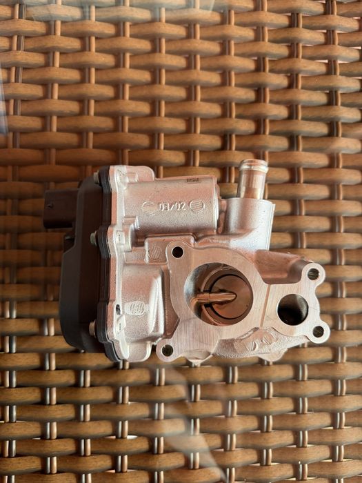 Клапан EGR ЕГР Mercedes A 642 140 22 60 Original GLS, GLE, GLC, S, E, C.