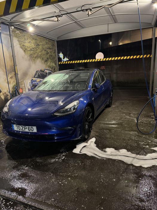 Tesla Model 3 Performance523505942900910085