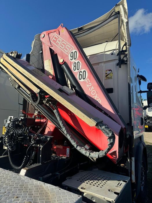 SCANIA R450 GRUA FASSI 23t